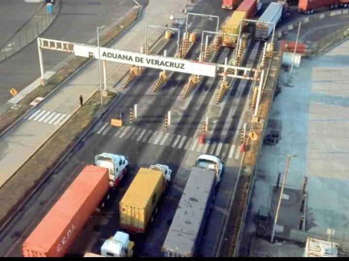 Lujos y derroches hunden a los marinos asociados al ‘huachicol’; eso alertó a la UIF
