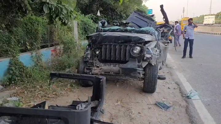 Five Killed As Thar Crashes Into Divider In Gurugram