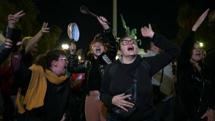 Autoconvocados llamaron a un cacerolazo durante la cadena nacional de Milei