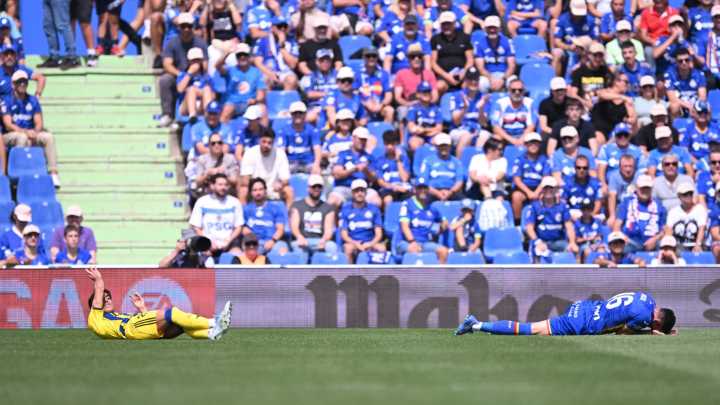 Nacho Vidal, futbolista del Oviedo, es trasladado al hospital en Getafe tras sufrir un traumatismo craneal