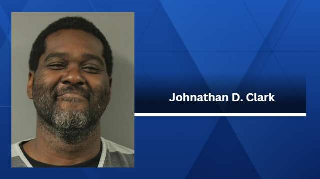 Iowa crime: Fort Dodge man charged in stabbing incident at convenience store