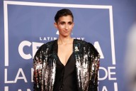 Alba Flores emociona en San Sebastián con 'Flores para Antonio'
