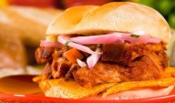 Peruanos consumen 11 kilos de carne de cerdo al año, según porcicultores