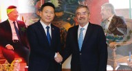 Se reúne embajador de China en México en medio de polémica por posibles aranceles a autos