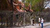 Los afectados por el incendio de Tres Cantos: «Los vecinos nos sentimos bastante abandonados»