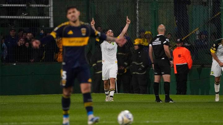 Sobre la hora, Defensa y Justicia amargó a Boca en Florencio Varela