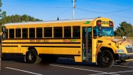 Un niño salva a su madre tras darle una nota al conductor del autobús de su escuela: "Llama al 911"