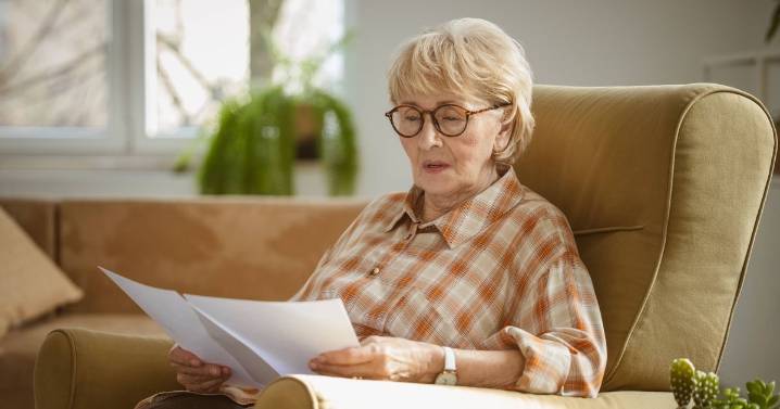 People with arthritis and over 40 other health issues who may be eligible for DWP support
