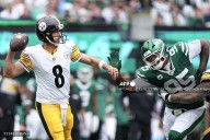 Aaron Rodgers lanza cuatro touchdowns en triunfo de Steelers sobre Jets