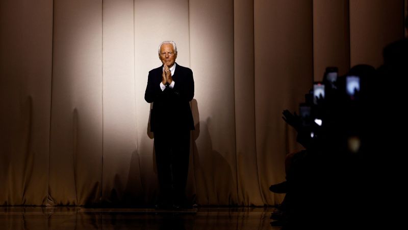 Muere el diseñador de moda italiano Giorgio Armani a los 91 años