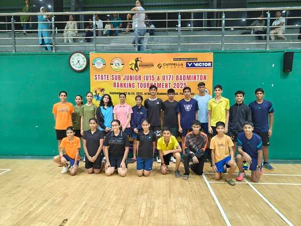 Sports Umar, Sparsh, Devansh, Ritika, Pragya storm into singles semis