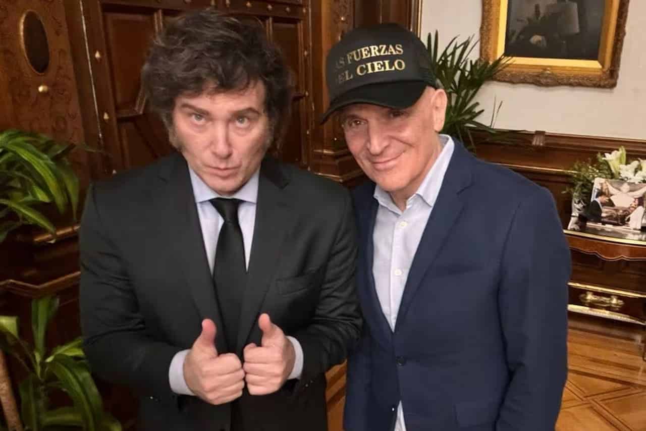 Javier Milei defendió a Espert: “Es un chimento de peluquería”