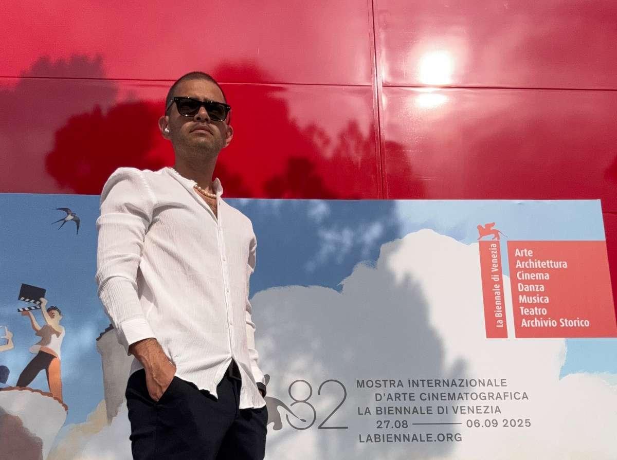 Carlos Daniel Alvarado en Venecia, orgulloso de conquistar espacios