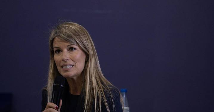"Mazón empezó a recibir llamadas que interrumpieron la conversación de manera continuada", Maribel Vilaplana