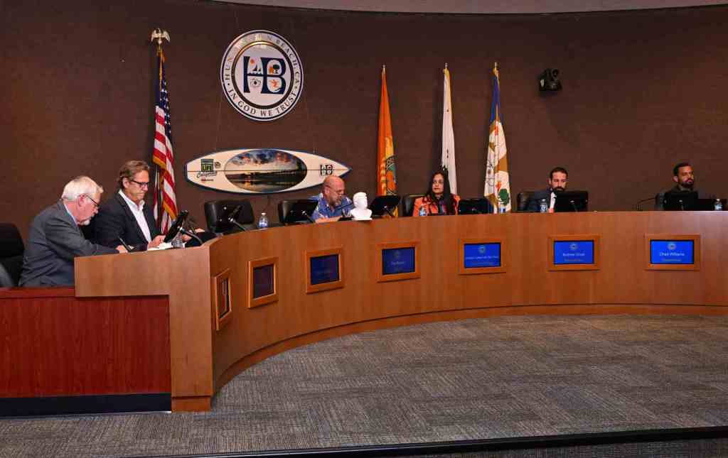 Huntington Beach condemns ‘violent rhetoric’ at vigil for Charlie Kirk