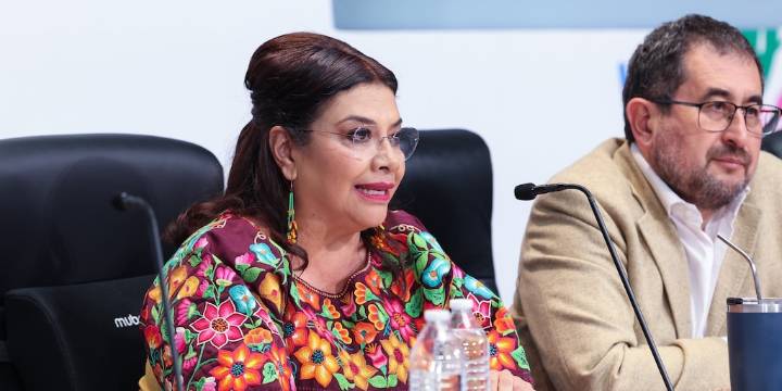Clara Brugada, jefa de gobierno de la CDMX, anuncia que inauguración del Mundial 2026 será día feriado