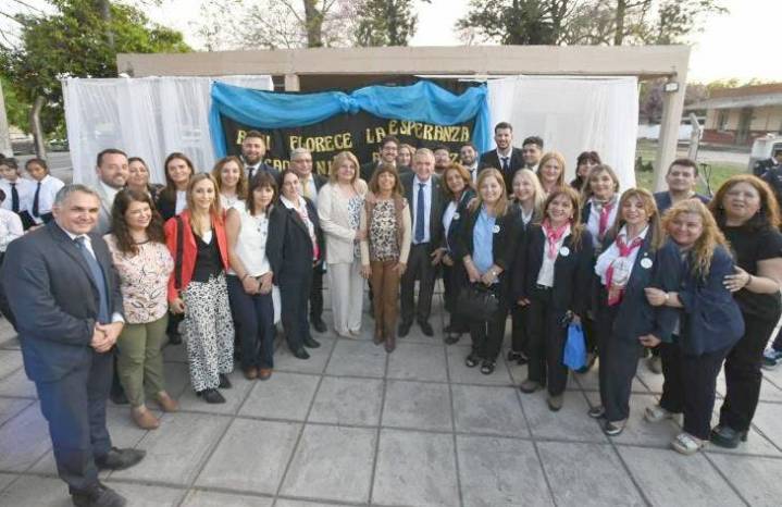 El gobernador Jaldo inauguró la Escuela N°39 “Andrés Chazarreta” en San Felipe y Santa Bárbara