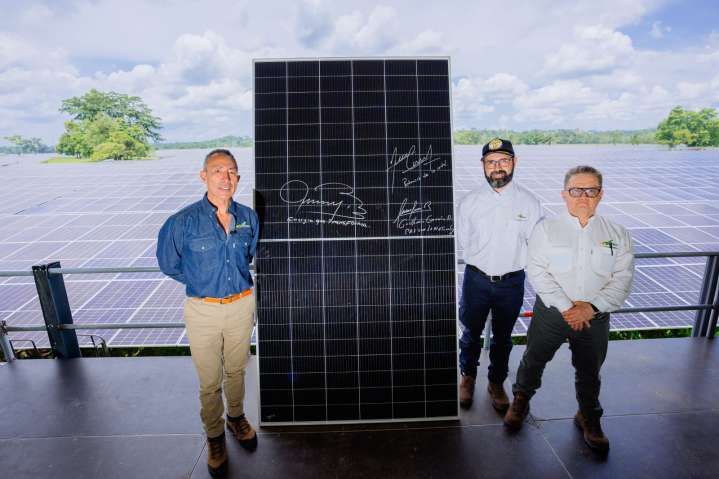 Ecopetrol inauguró la Granja Solar La Cira Infantas, en Santander
