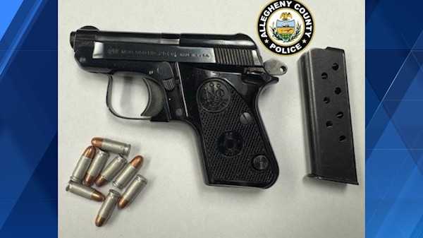 Woman charged after gun found at Pittsburgh International Airport checkpoint