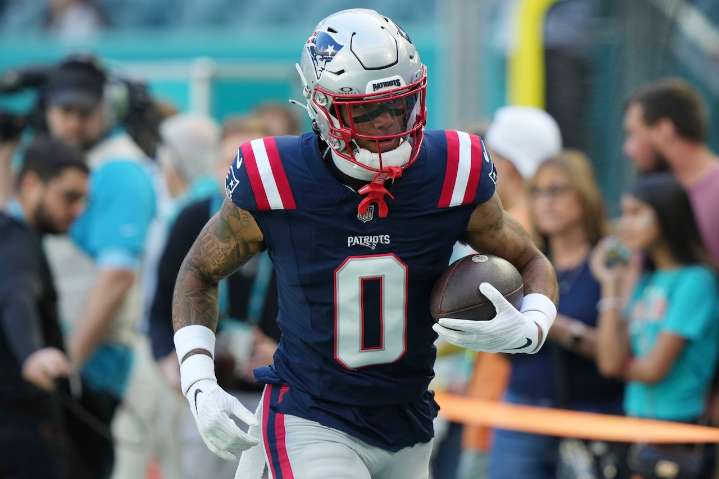 Mike Vrabel provides the latest on Patriots corner Christian Gonzalez