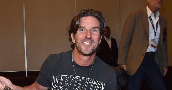 Grammy-Winning Songwriter Among 3 Killed in Plane Crash