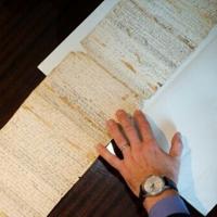 France launches appeal to acquire Proust's 'madeleine' writings