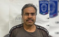 Detienen a mecánico por robar batería del vehículo que reparó
