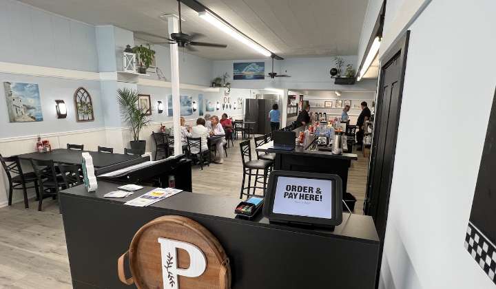 Breakfast and brunch restaurant opens at landmark Cumberland County spot