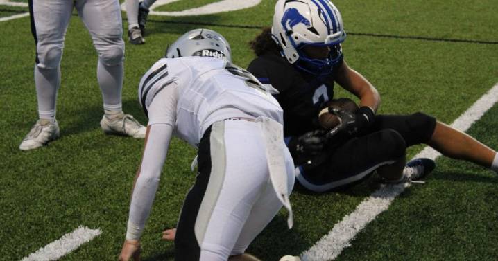 Huskies seek redemption win against Lincoln High after heartbreaking loss to Fairmont Senior