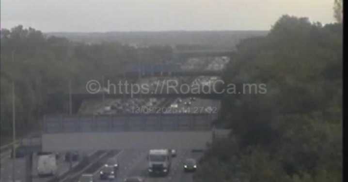Leicestershire live M1 updates as fire closes lanes near Fosse Park junction