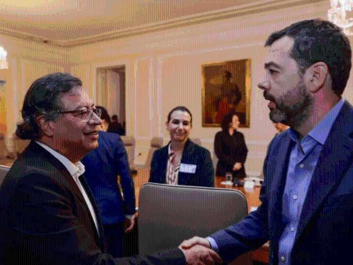 Galán y Petro revisaron reconstrucción del hospital San Juan de Dios