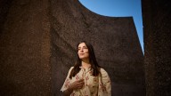 La artista Carlota Santos: «La arquitectura moderna deshumaniza a las personas»