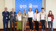 Pozuelo de Alarcón otorga sus becas a los universitarios empadronados