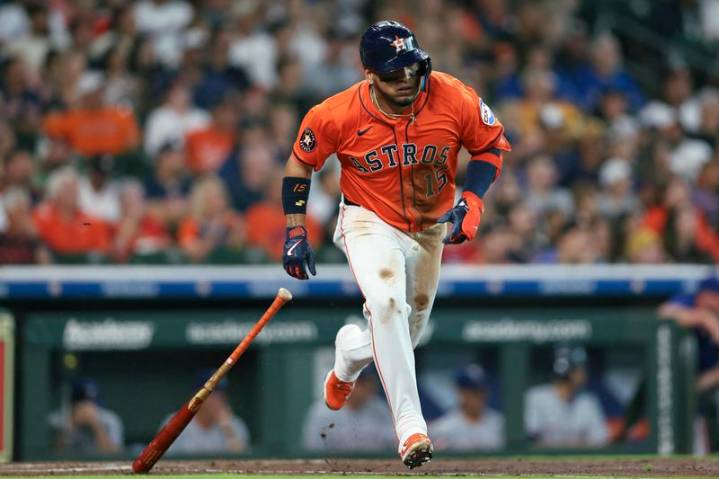 Reports: Astros activating 3B Isaac Paredes from 60