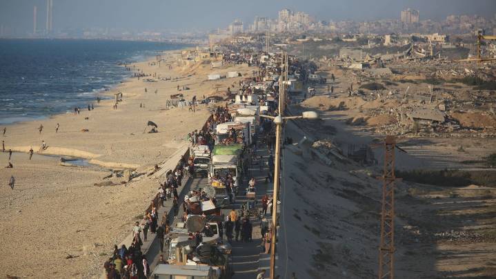 Trump's Gaza peace plan gets support from regional leaders