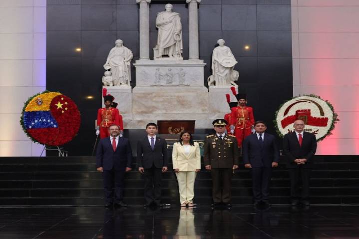 Conmemoran 80 años de victoria china sobre el fascismo