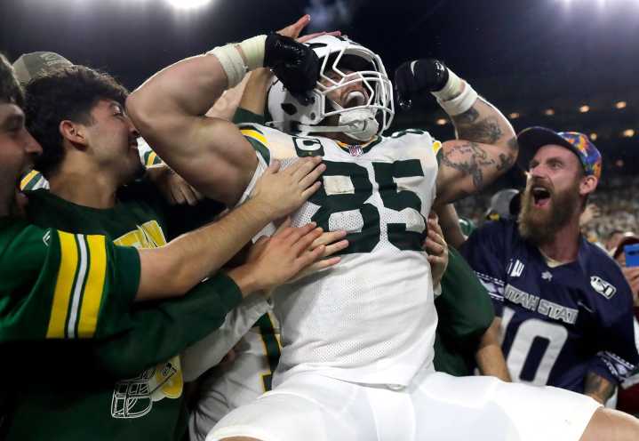 Tucker Kraft Injury Update: Packers Star TE’s Availability Against Browns In Question