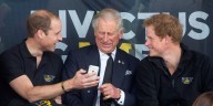 El príncipe Harry y Carlos III llegan a un acuerdo tras su encuentro en Londres: “No puede haber miembros ‘a medias’ en la familia real”