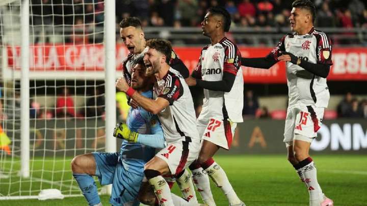 ¡FLAMENGO JUEGA CON FUEGO!