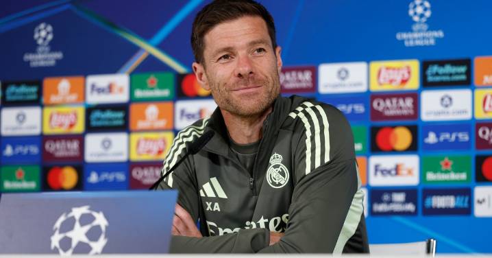 Xabi Alonso respalda el dossier del Madrid ante FIFA, pero rebaja la tensión arbitral