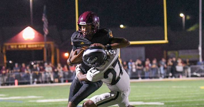 High school football: Week 4 results, recaps for every game in the Suburban Life area