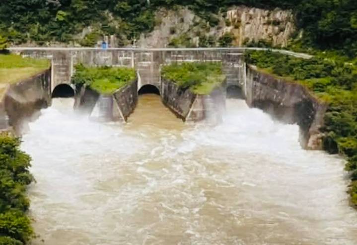 Conagua anuncia desfogue controlado de presa Cerro de Oro; pide precaución en municipios de la Cuenca