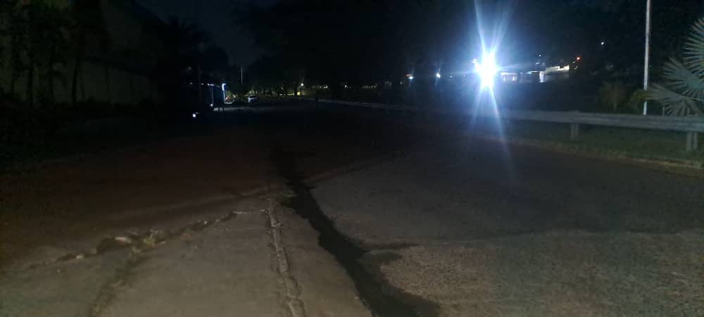 Urge alumbrado público en la redoma Otilio