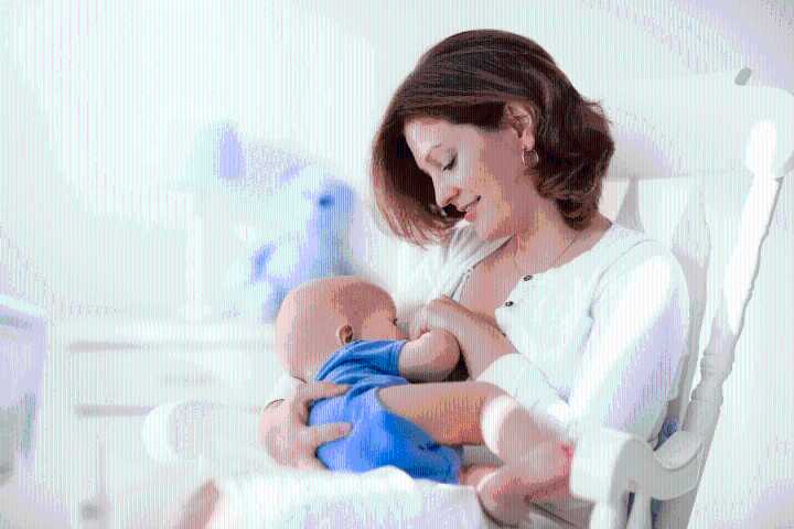 La leche materna es crucial para el sueño de los bebés, señalan los investigadores