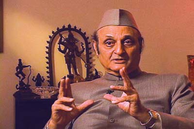 Karan Singh Voices Concern Over Ladakh Unrest, Urges Constitutional Safeguards