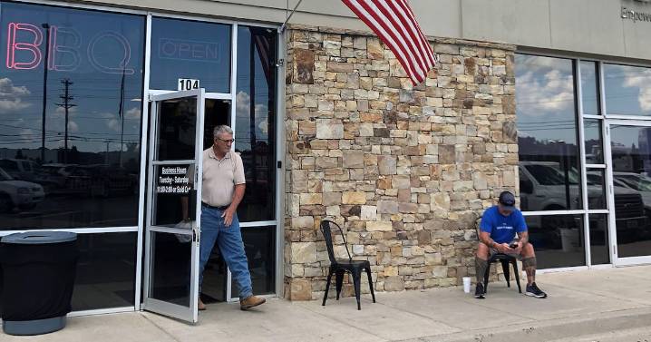 Socks’ Love Barbecue has new owners, plus more from Atlanta dining