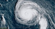 Surge tormenta tropical Imelda cerca de Bahamas y podría convertirse en huracán en los próximos días