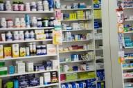 Este es el medicamento más solicitado por las farmacias comunales para vender en Chile...Y no, no es el Paracetamol