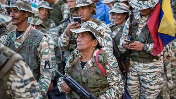"Los recibiremos con plomo": Milicia de Venezuela desafía a EE. UU.