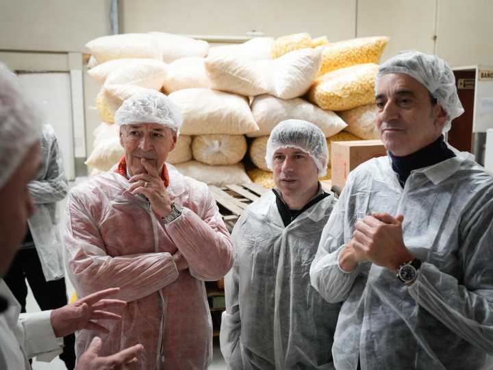 Provincia: Somos Buenos Aires cerró su campaña y busca ser opción el domingo ante el mileismo y los K